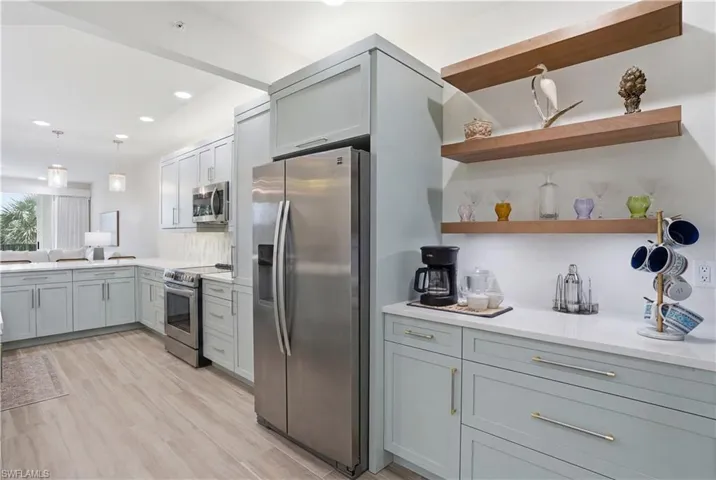 7671 Pebble Creek Cir 204, Naples, Florida 34108