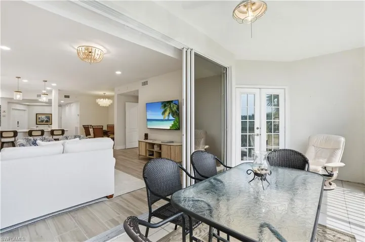 7671 Pebble Creek Cir 204, Naples, Florida 34108
