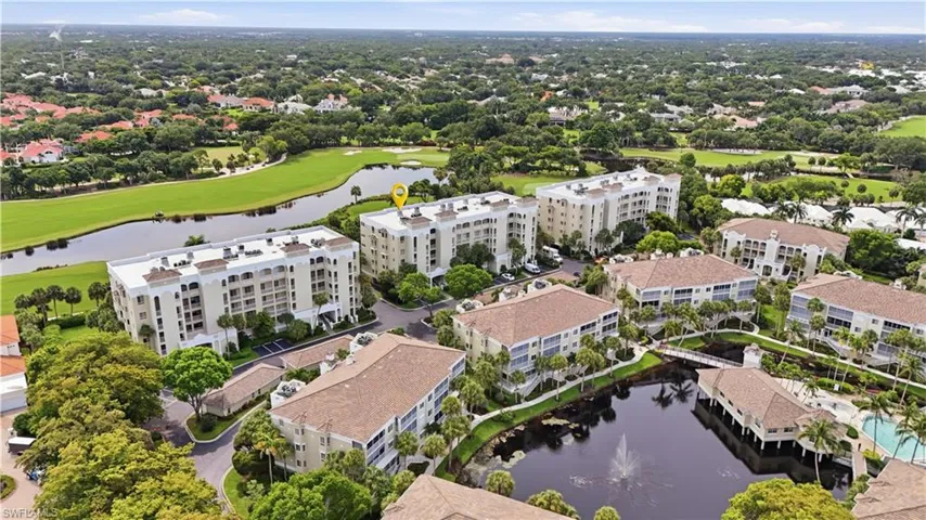 7671 Pebble Creek Cir 204, Naples, Florida 34108