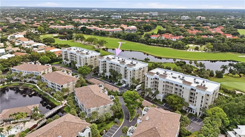 7671 Pebble Creek Cir 204, Naples, Florida 34108