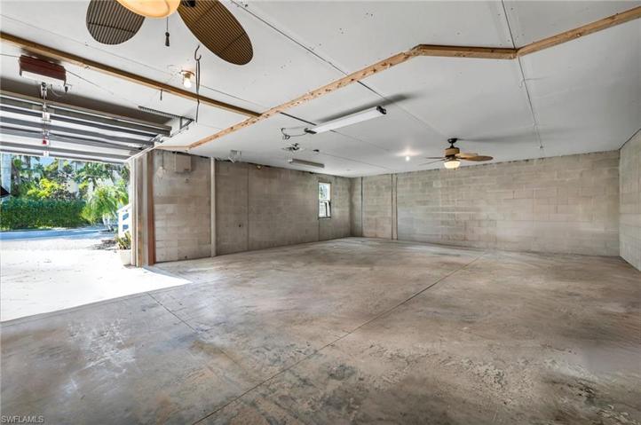 Garage/Optional Living - View 1