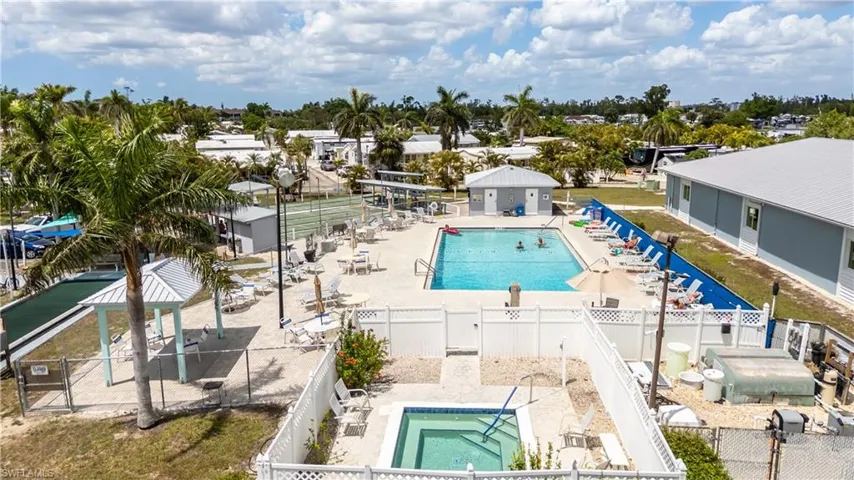 5756  Pink Panther  DR, Fort Myers, FL 33908