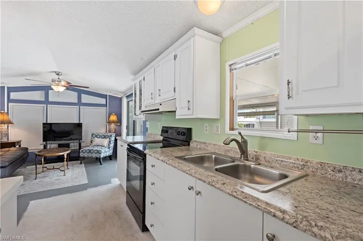 5756  Pink Panther  DR, Fort Myers, FL 33908