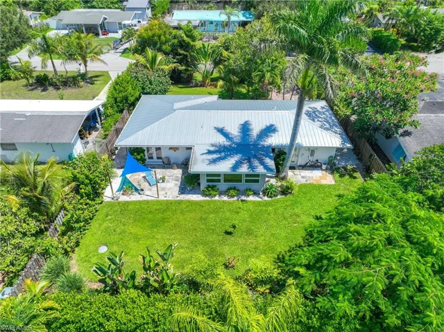 1304  Milano  DR, Naples, FL 34103