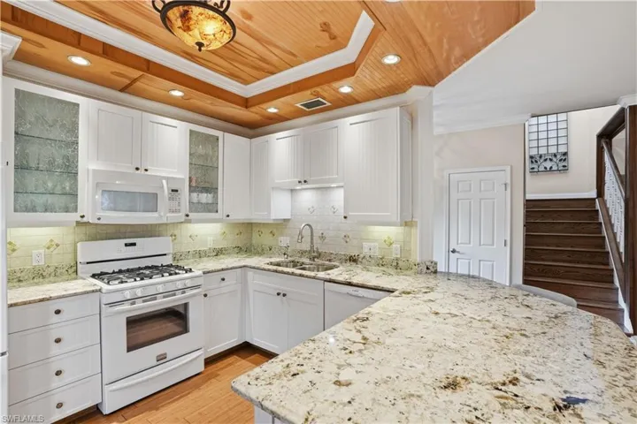 3814 Survey Cir, Bonita Springs, Florida 34134
