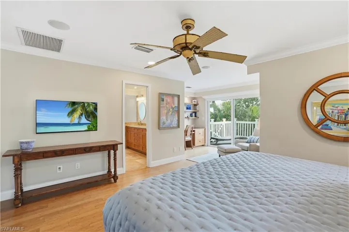 3814 Survey Cir, Bonita Springs, Florida 34134
