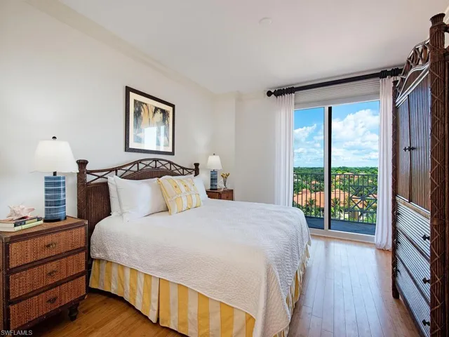6597 Nicholas Blvd # 803, Naples, Florida 34108