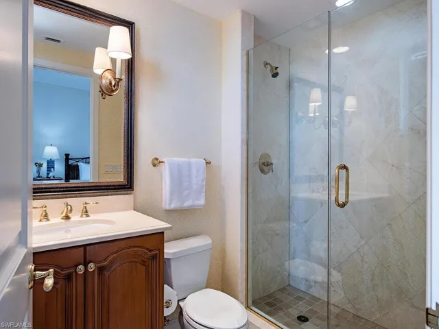 6597 Nicholas Blvd # 803, Naples, Florida 34108