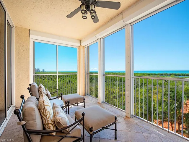 6597 Nicholas Blvd # 803, Naples, Florida 34108
