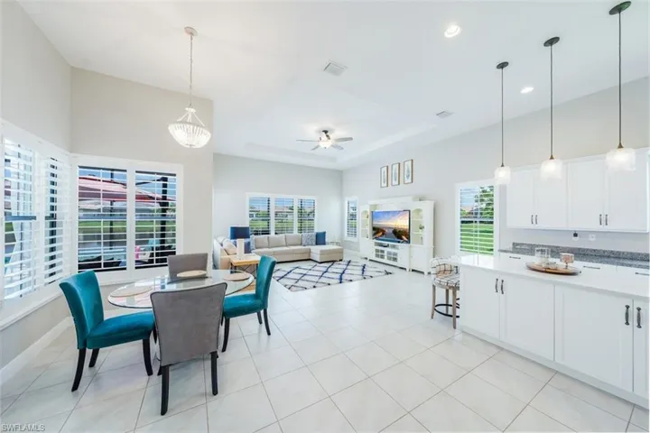 Breakfast Nook