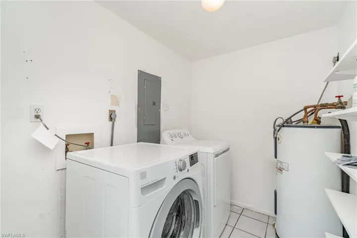 5816 Whiting Ct, Fort Myers Fl 33919