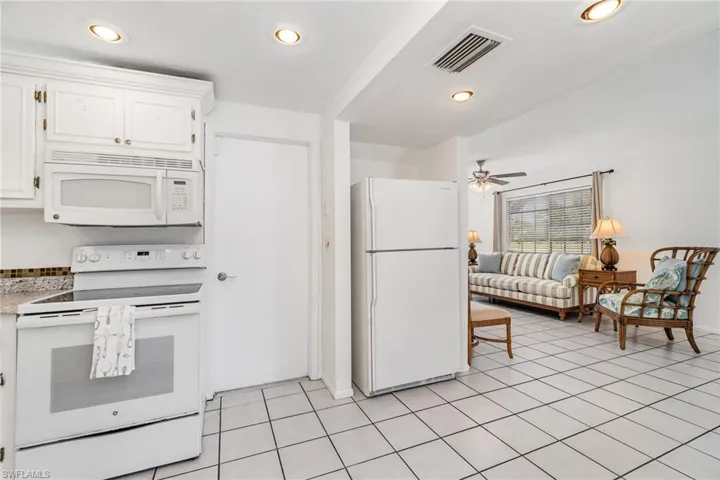 5816 Whiting Ct, Fort Myers Fl 33919
