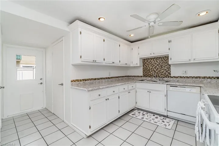 5816 Whiting Ct, Fort Myers Fl 33919