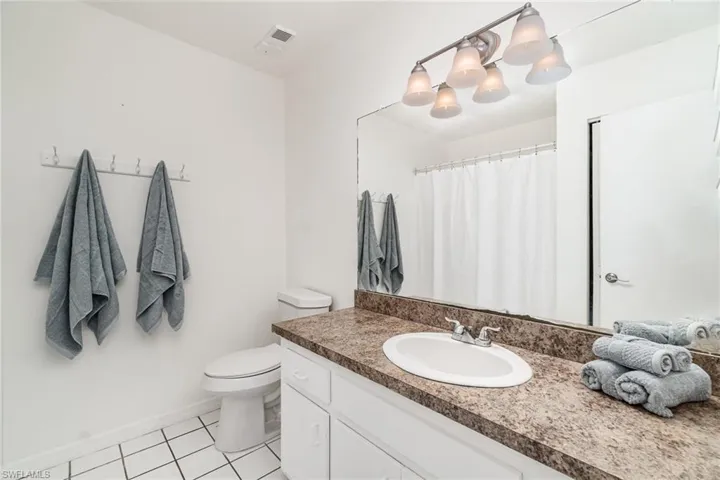 5816 Whiting Ct, Fort Myers Fl 33919