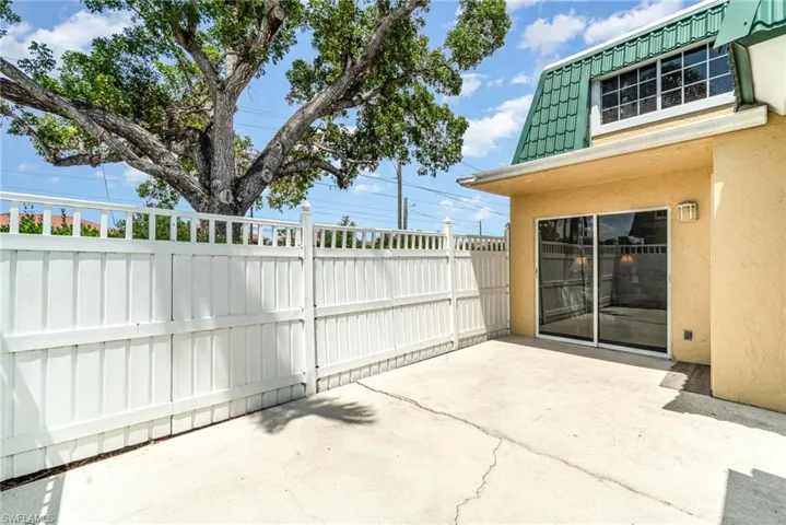 5816 Whiting Ct, Fort Myers Fl 33919