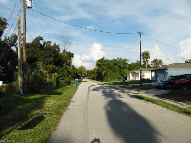 556 Clark St, North Fort Myers, Florida 33903