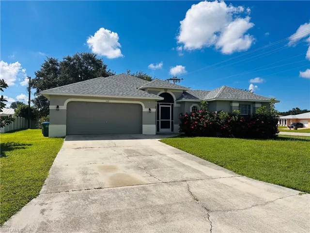 102 39th Ter, Cape Coral, Florida 33904