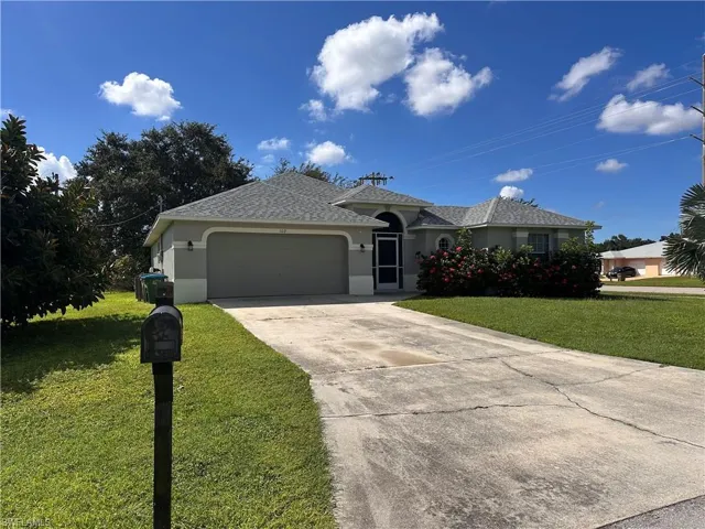 102 39th Ter, Cape Coral, Florida 33904