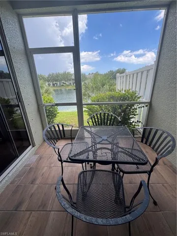 1410 Mariposa Cir 105, Naples, Florida 34105