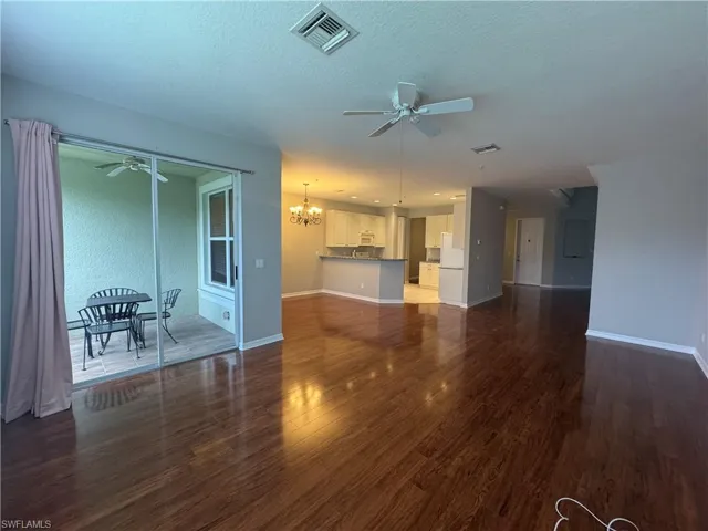 1410 Mariposa Cir 105, Naples, Florida 34105