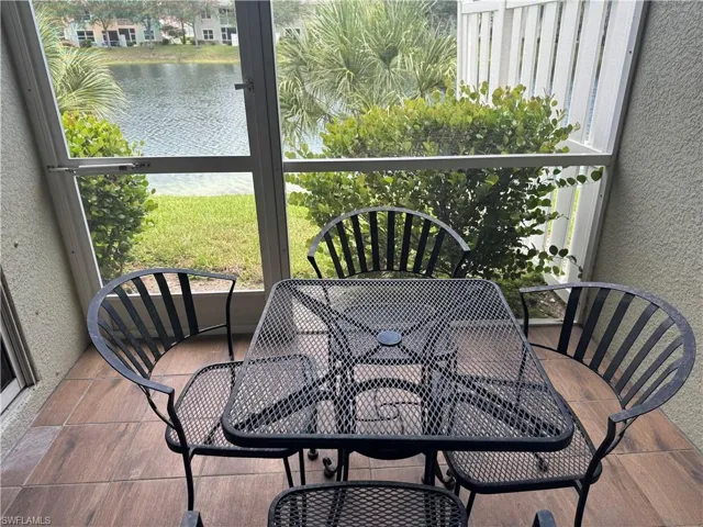 1410 Mariposa Cir 105, Naples, Florida 34105