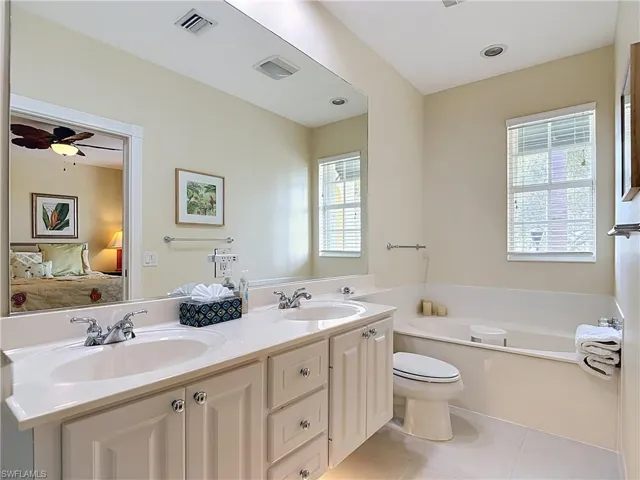 14700 Escalante Way, Bonita Springs, Florida 34135