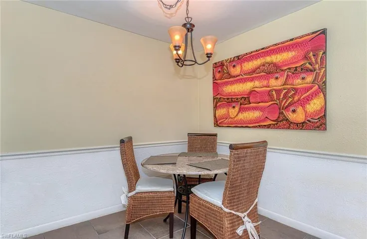 4290  Gulfstream  DR, Naples, FL 34112