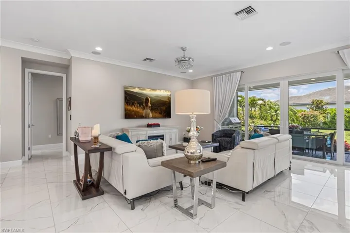 11878 Gardenia Ave, Naples, Florida 34120