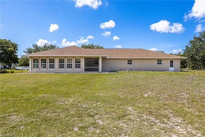 7764  14th  PL, Labelle, FL 33935