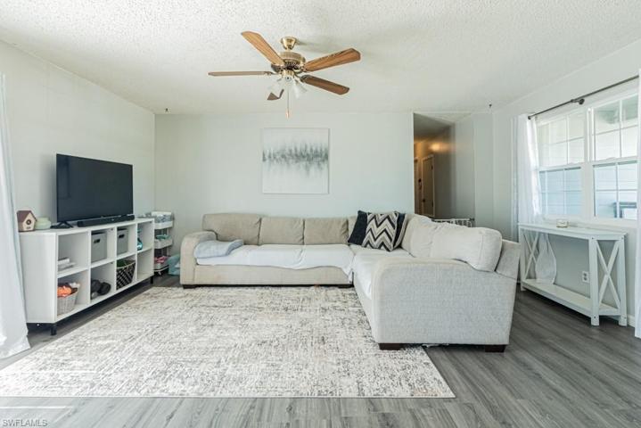 3003  3rd SW ST, Lehigh Acres, FL 33976