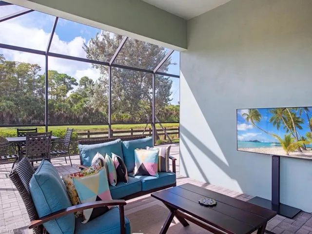 7202 Dominica Dr, Naples, Florida 34113