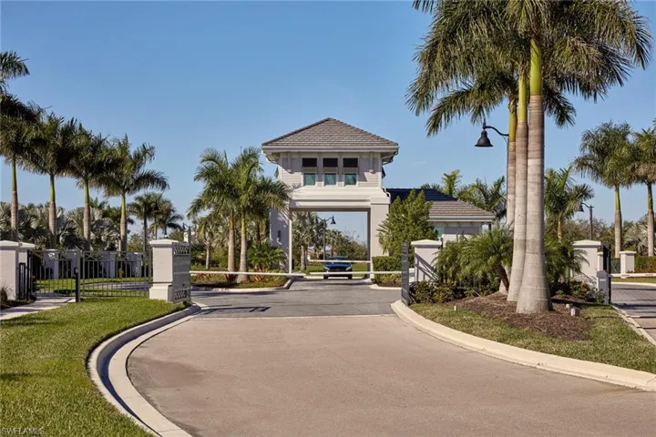The National Golf and Country Club Front Gate