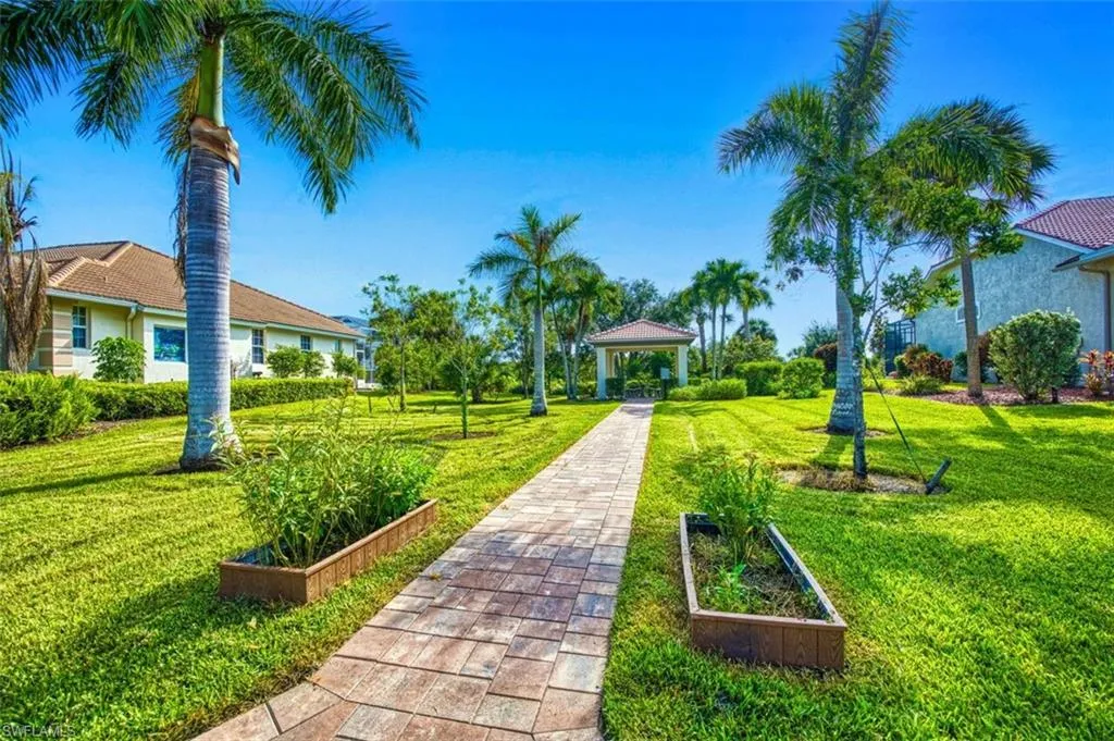 8452 Southwind Bay CIR, Fort Myers, FL 33908,225036594