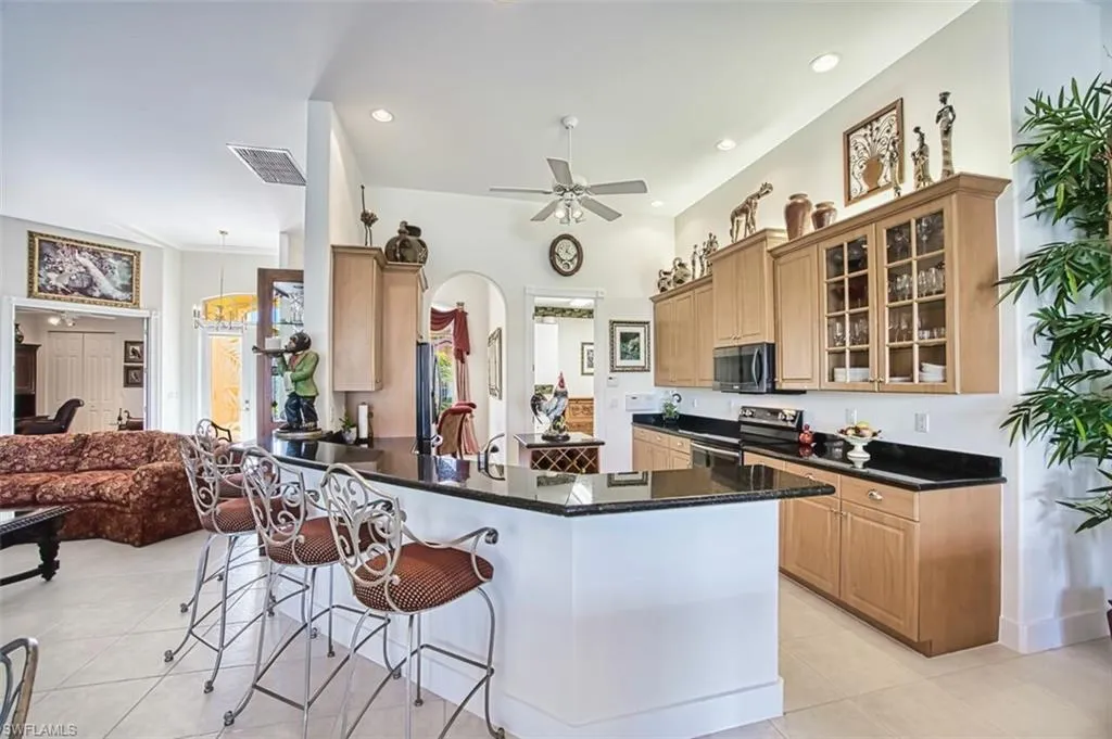 8452 Southwind Bay CIR, Fort Myers, FL 33908,225036594