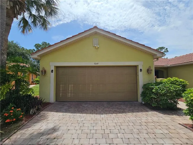 9249 Aegean Cir, Lehigh Acres, Florida 33936