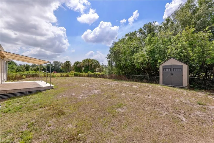 2004  Hercules  RD, Labelle, FL 33935
