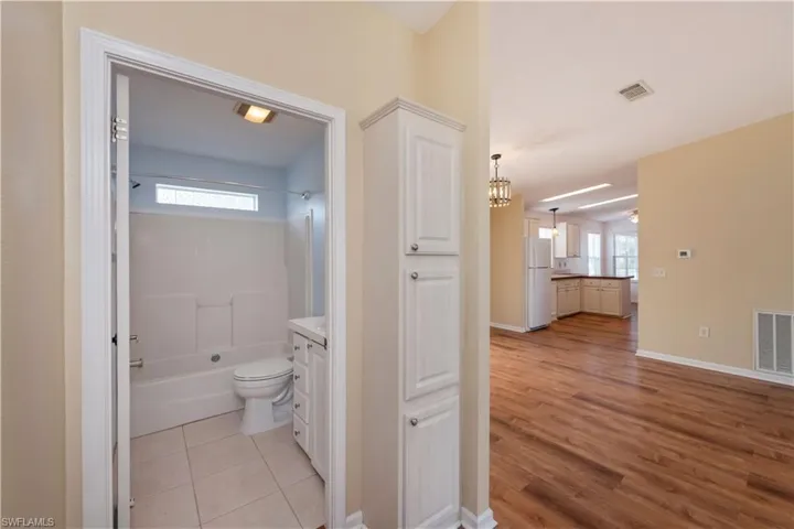 2004  Hercules  RD, Labelle, FL 33935