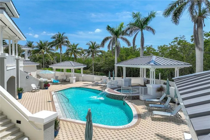 315  Dunes  BLVD, Naples, FL 34110