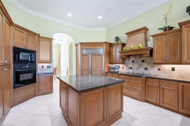 Built in Microwave, Oven, Range and Vented Hood