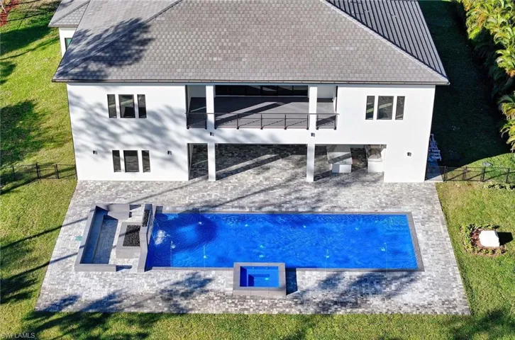 5160 Teak Wood Dr, Naples, Florida 34119