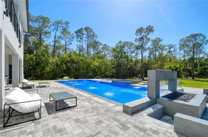 5160 Teak Wood Dr, Naples, Florida 34119