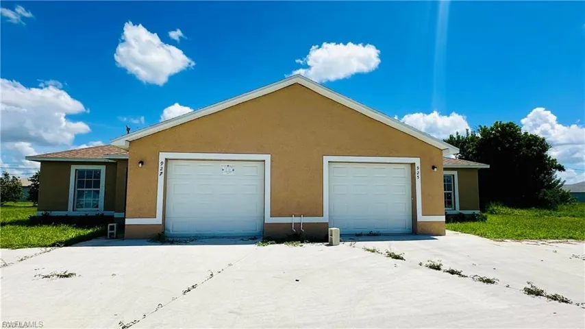 925 Andalusia Blvd, Cape Coral, Florida 33909