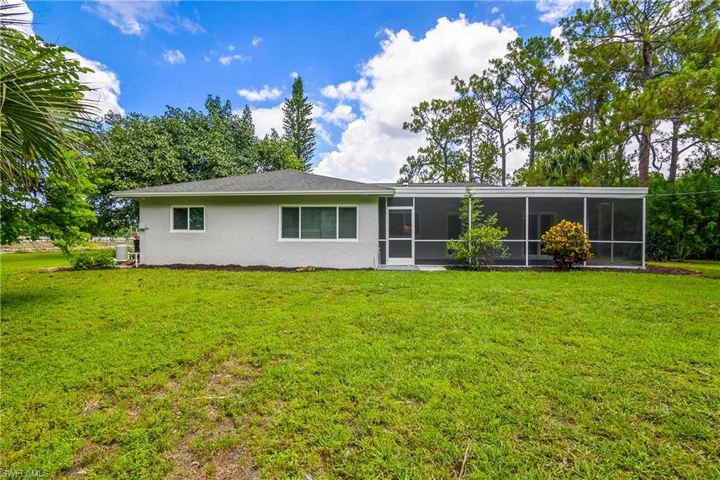 6350 Painted Leaf Ln, Naples, Florida 34116