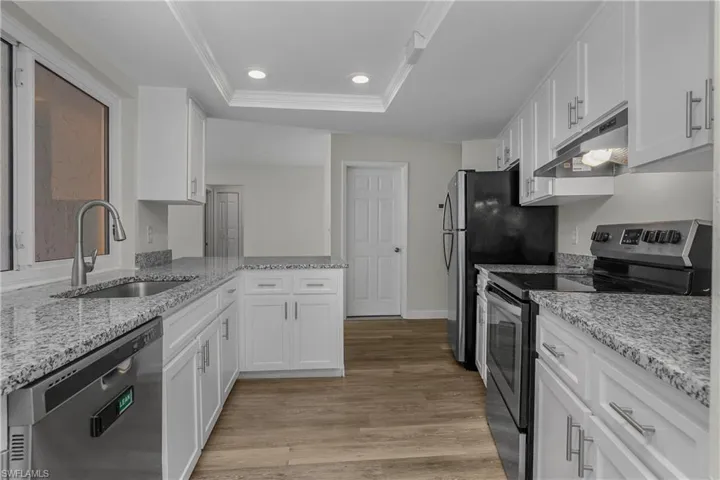 6350 Painted Leaf Ln, Naples, Florida 34116