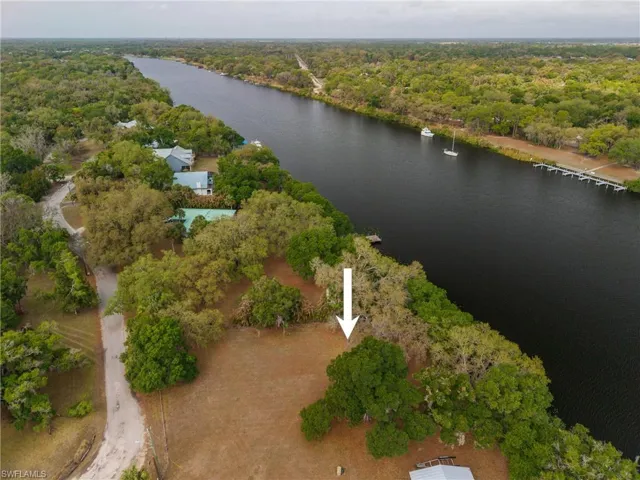 230 Riviera Vista Blvd, Labelle, Florida 33935