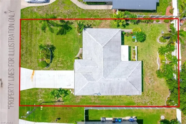 3824 SW 10th  PL, Cape Coral, FL 33914