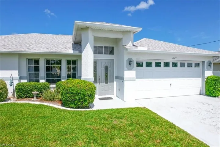 3824 SW 10th  PL, Cape Coral, FL 33914