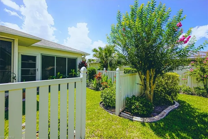 3824 SW 10th  PL, Cape Coral, FL 33914