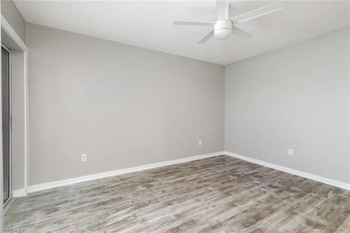 16051  Amberwood Lake  CT, Fort Myers, FL 33908