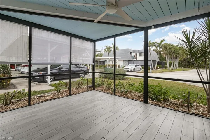 16051  Amberwood Lake  CT, Fort Myers, FL 33908